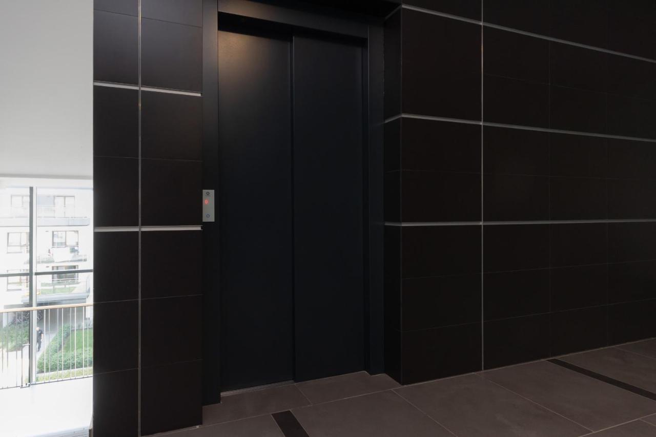Sarmacka Apartment With Balcony Warsaw Wilanow By Noclegi Renters Varsóvia Exterior foto