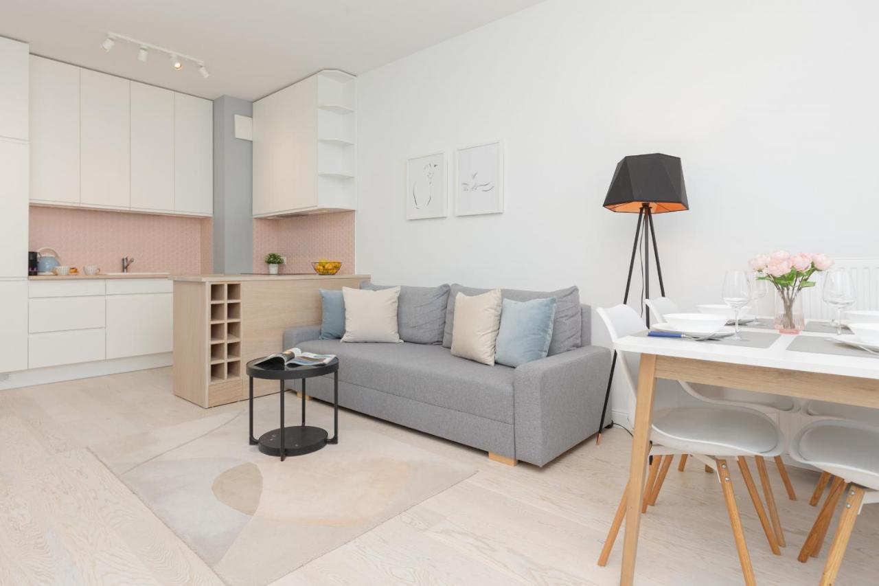 Sarmacka Apartment With Balcony Warsaw Wilanow By Noclegi Renters Varsóvia Exterior foto